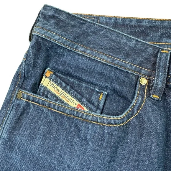 Diesel Blue Buster 0608N Slim Tapered Cotton Jeans Men's Size 34x31 Italy